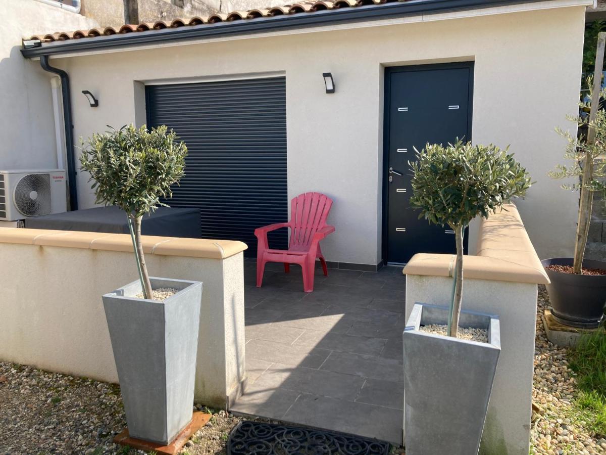 Studio Meuble Du Bourg Puymiclan エクステリア 写真