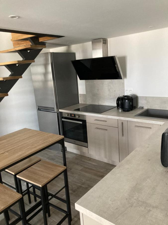 Studio Meuble Du Bourg Puymiclan エクステリア 写真