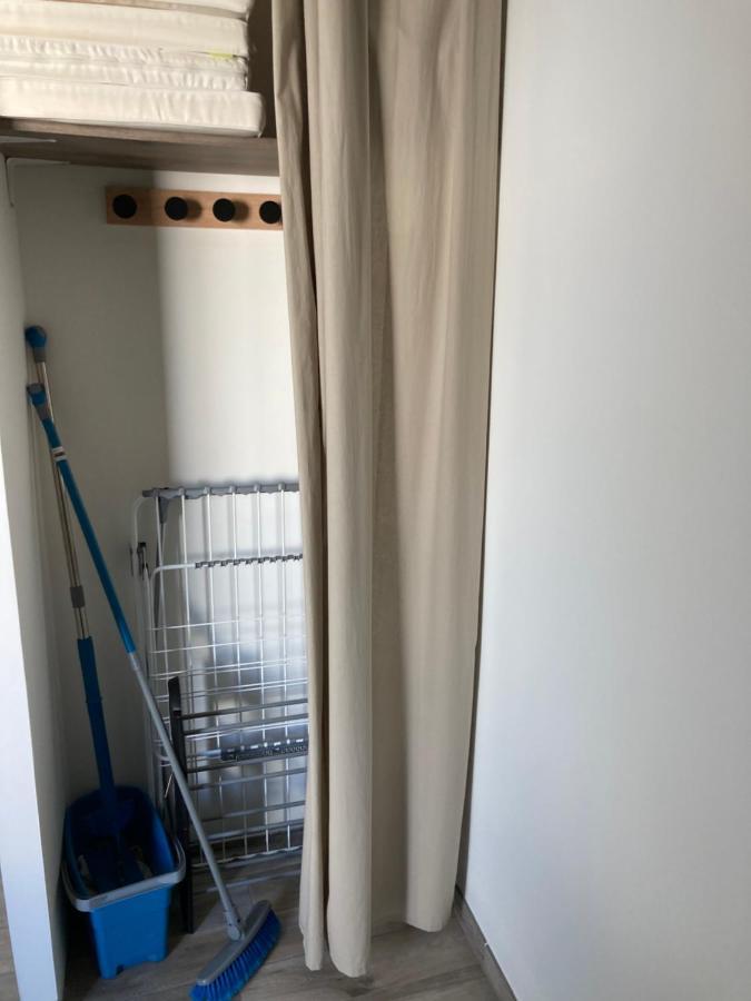 Studio Meuble Du Bourg Puymiclan エクステリア 写真